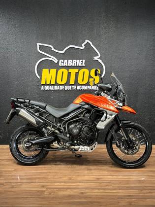 TRIUMPH TIGER 800 XCA TRIUMPH TIGER 800 XCA